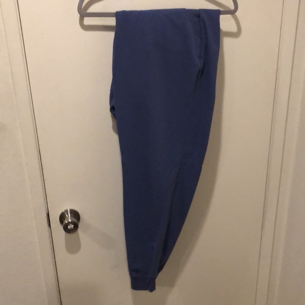Used FIGS joggers. X-Large/Tall.
